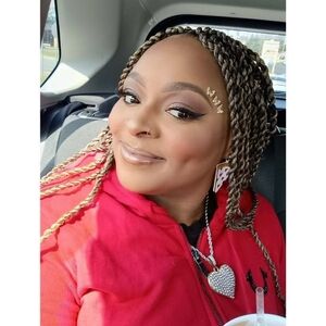 Meet your Posher, Taty